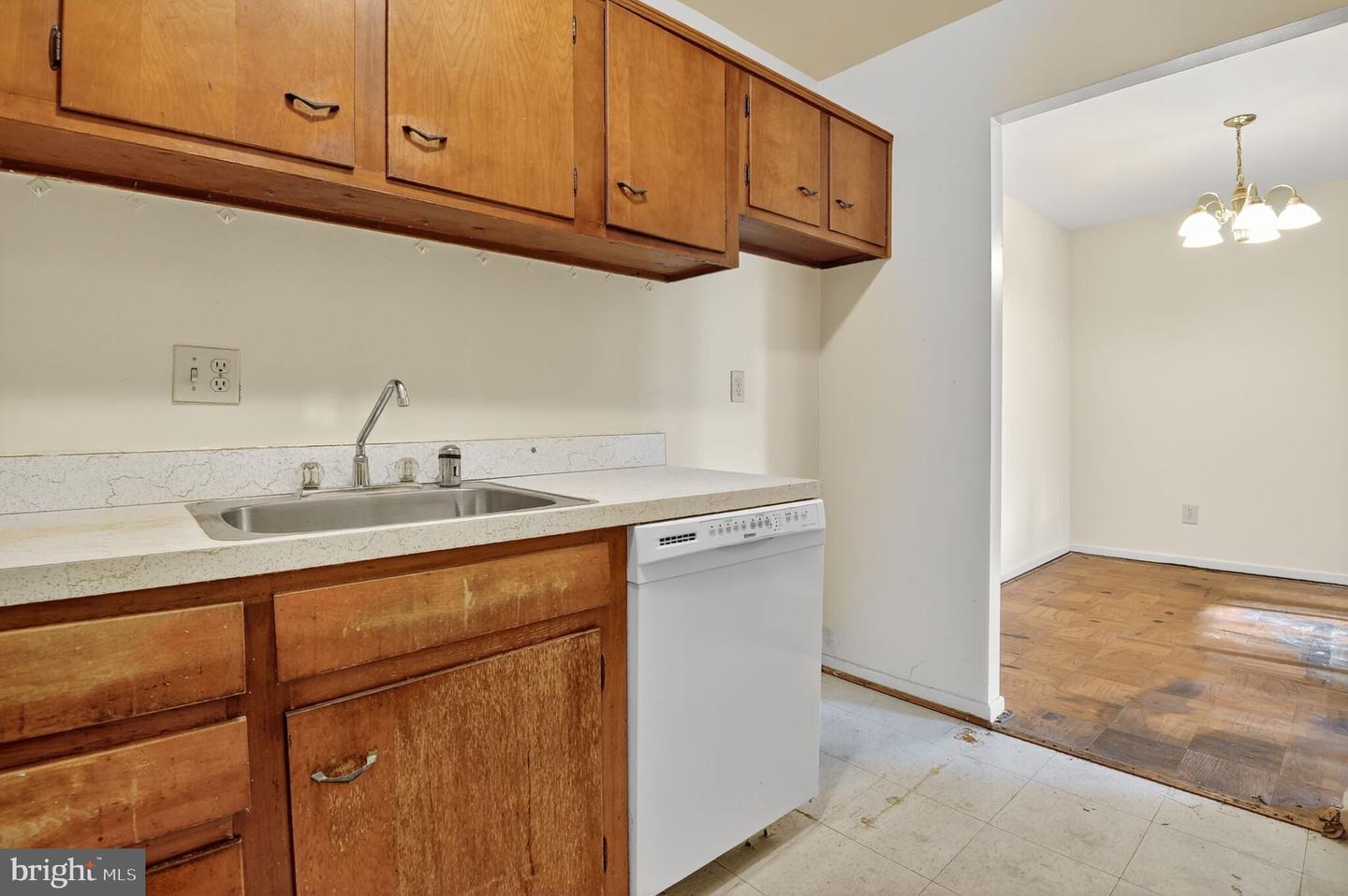 10171 FAIR WOODS DR #301, FAIRFAX, Virginia 22030, 2 Bedrooms Bedrooms, ,1 BathroomBathrooms,Residential,For sale,10171 FAIR WOODS DR #301,VAFC2007270 MLS # VAFC2007270 10171 FAIR WOODS DR #301, FAIRFAX, Virginia 22030, 2 Bedrooms Bedrooms, ,1 BathroomBathrooms,Residential,For sale,10171 FAIR WOODS DR #301,VAFC2007270 MLS # VAFC2007270