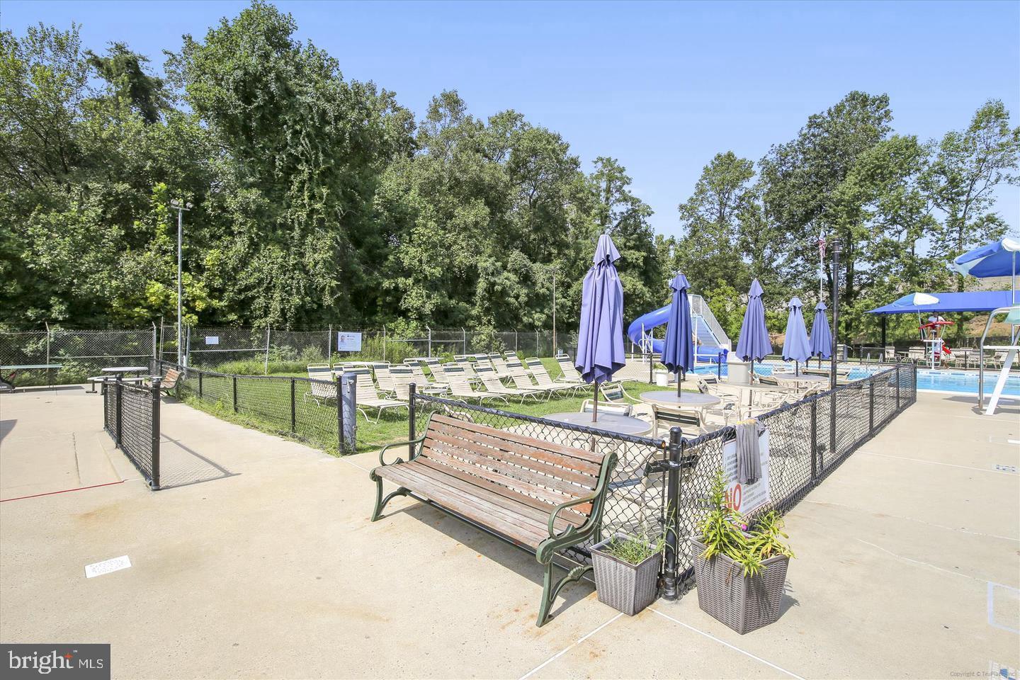 10171 FAIR WOODS DR #301, FAIRFAX, Virginia 22030, 2 Bedrooms Bedrooms, ,1 BathroomBathrooms,Residential,For sale,10171 FAIR WOODS DR #301,VAFC2007270 MLS # VAFC2007270 10171 FAIR WOODS DR #301, FAIRFAX, Virginia 22030, 2 Bedrooms Bedrooms, ,1 BathroomBathrooms,Residential,For sale,10171 FAIR WOODS DR #301,VAFC2007270 MLS # VAFC2007270