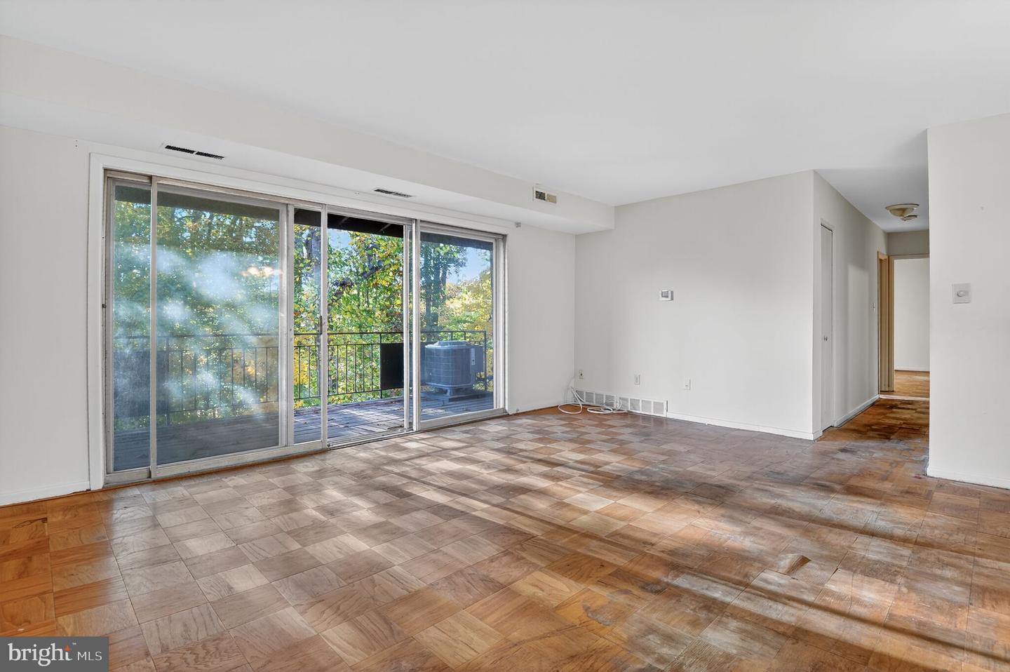 10171 FAIR WOODS DR #301, FAIRFAX, Virginia 22030, 2 Bedrooms Bedrooms, ,1 BathroomBathrooms,Residential,For sale,10171 FAIR WOODS DR #301,VAFC2007270 MLS # VAFC2007270 10171 FAIR WOODS DR #301, FAIRFAX, Virginia 22030, 2 Bedrooms Bedrooms, ,1 BathroomBathrooms,Residential,For sale,10171 FAIR WOODS DR #301,VAFC2007270 MLS # VAFC2007270