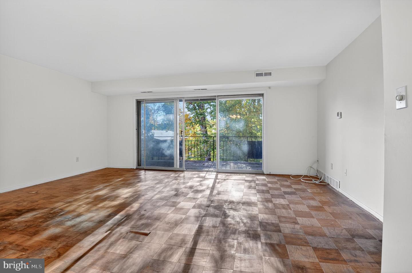 10171 FAIR WOODS DR #301, FAIRFAX, Virginia 22030, 2 Bedrooms Bedrooms, ,1 BathroomBathrooms,Residential,For sale,10171 FAIR WOODS DR #301,VAFC2007270 MLS # VAFC2007270 10171 FAIR WOODS DR #301, FAIRFAX, Virginia 22030, 2 Bedrooms Bedrooms, ,1 BathroomBathrooms,Residential,For sale,10171 FAIR WOODS DR #301,VAFC2007270 MLS # VAFC2007270