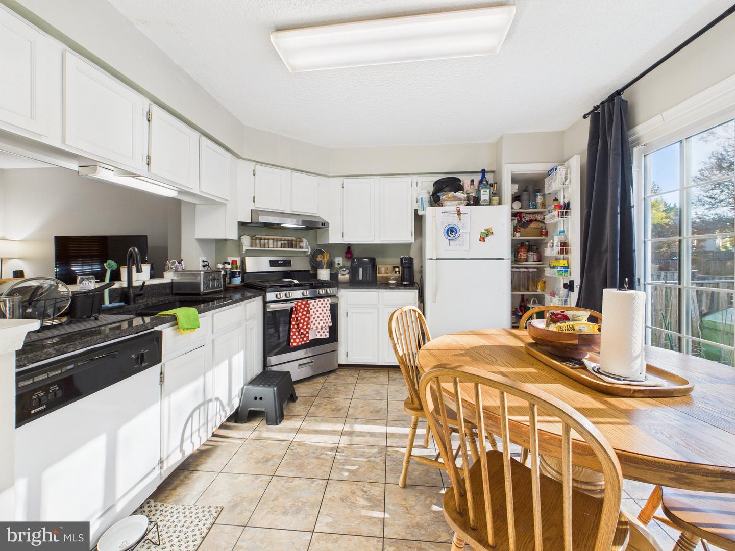 14785 GREEN PARK WAY, CENTREVILLE, Virginia 20120, 2 Bedrooms Bedrooms, ,1 BathroomBathrooms,Residential,For sale,14785 GREEN PARK WAY,VAFX2276792 MLS # VAFX2276792