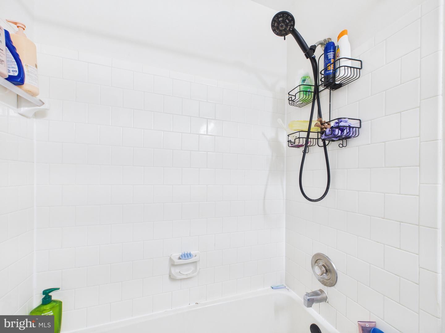 14785 GREEN PARK WAY, CENTREVILLE, Virginia 20120, 2 Bedrooms Bedrooms, ,1 BathroomBathrooms,Residential,For sale,14785 GREEN PARK WAY,VAFX2276792 MLS # VAFX2276792