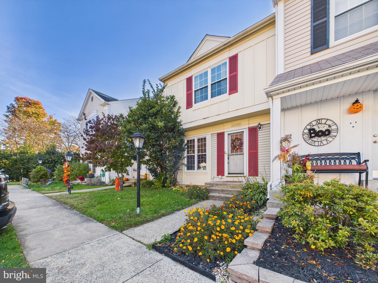 14785 GREEN PARK WAY, CENTREVILLE, Virginia 20120, 2 Bedrooms Bedrooms, ,1 BathroomBathrooms,Residential,For sale,14785 GREEN PARK WAY,VAFX2276792 MLS # VAFX2276792