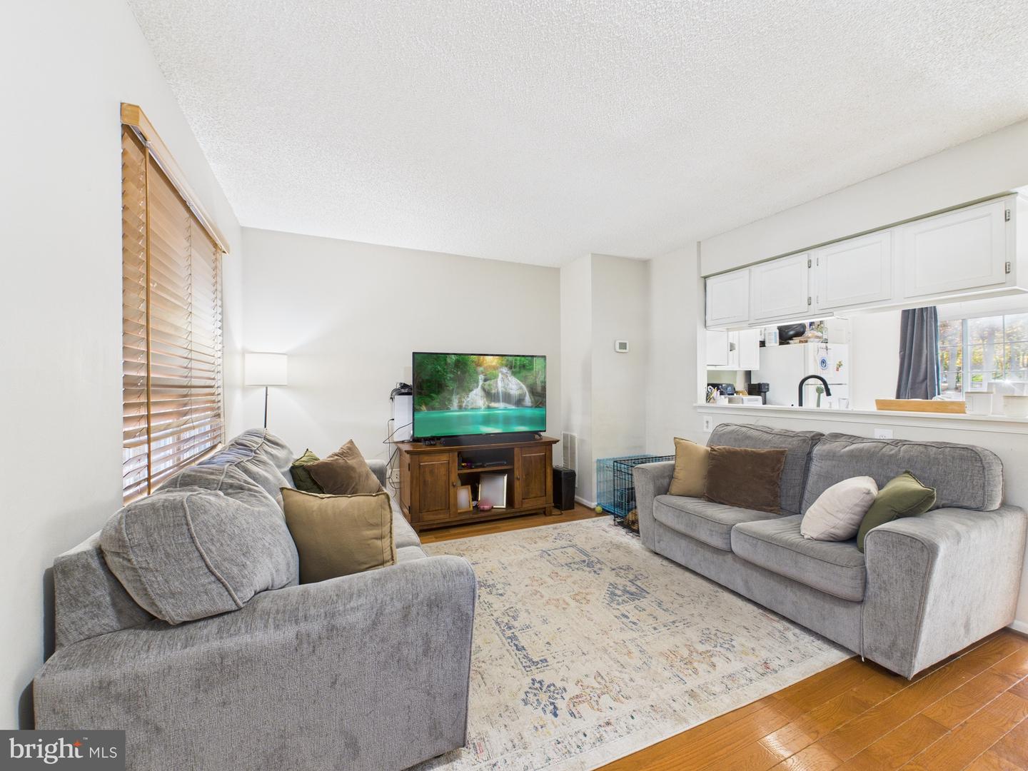 14785 GREEN PARK WAY, CENTREVILLE, Virginia 20120, 2 Bedrooms Bedrooms, ,1 BathroomBathrooms,Residential,For sale,14785 GREEN PARK WAY,VAFX2276792 MLS # VAFX2276792