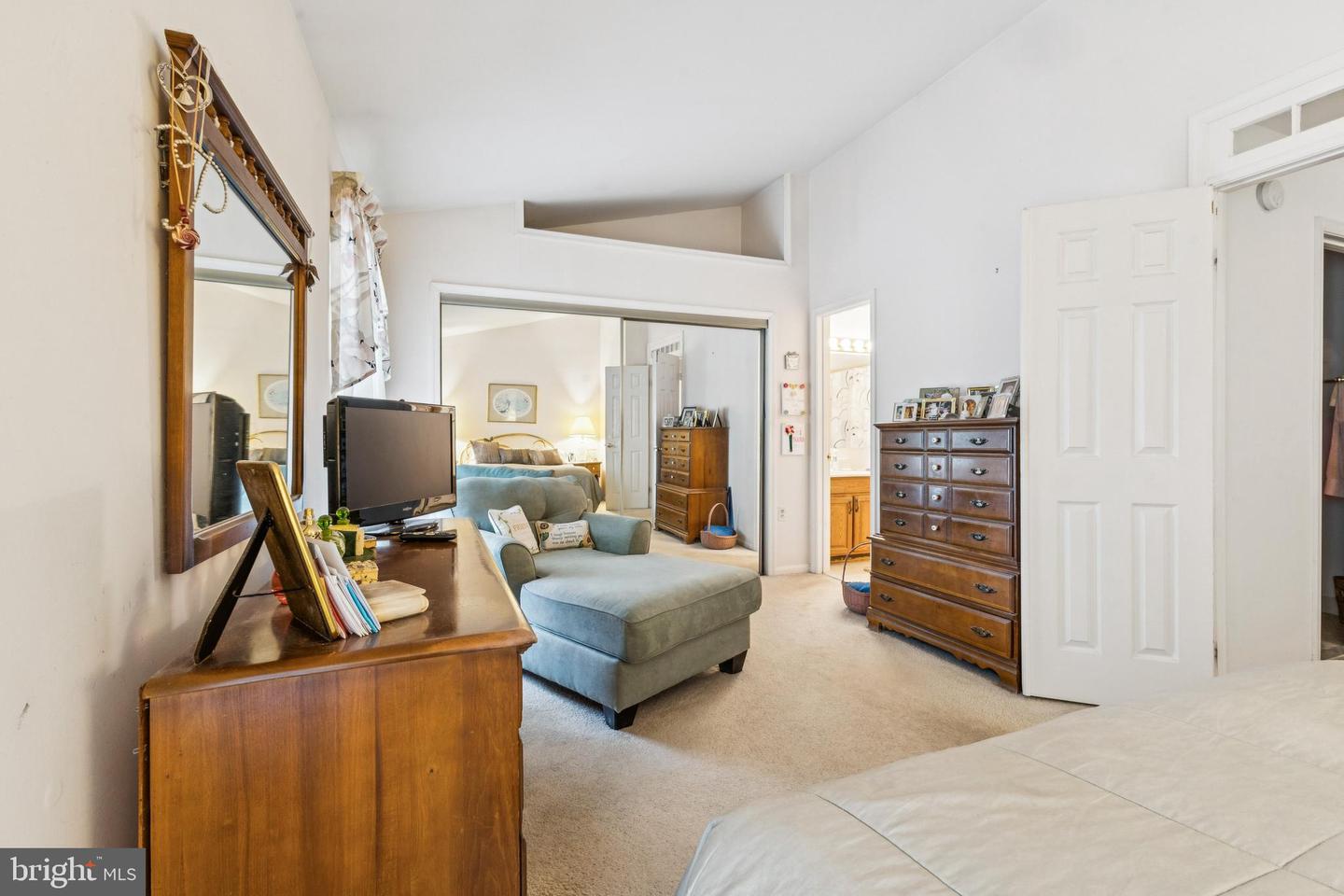 9606 BLAKE LN, FAIRFAX, Virginia 22031, 3 Bedrooms Bedrooms, ,2 BathroomsBathrooms,Residential,For sale,9606 BLAKE LN,VAFX2276822 MLS # VAFX2276822