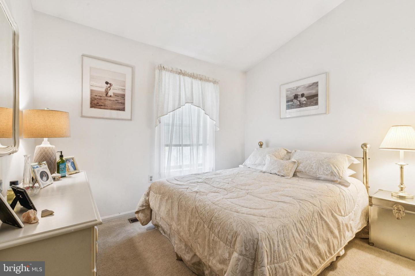 9606 BLAKE LN, FAIRFAX, Virginia 22031, 3 Bedrooms Bedrooms, ,2 BathroomsBathrooms,Residential,For sale,9606 BLAKE LN,VAFX2276822 MLS # VAFX2276822