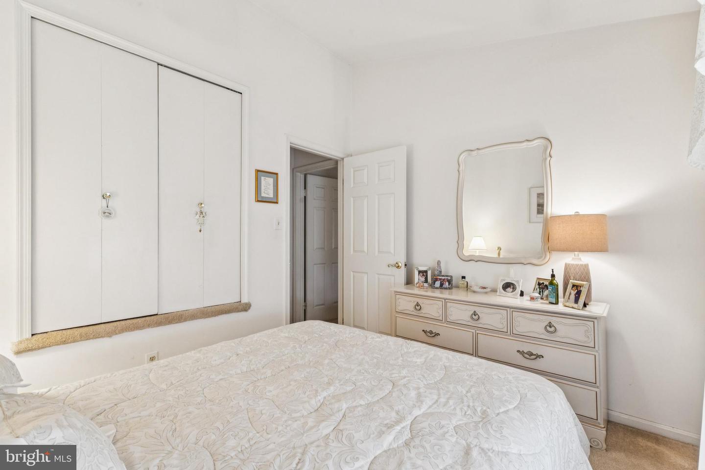 9606 BLAKE LN, FAIRFAX, Virginia 22031, 3 Bedrooms Bedrooms, ,2 BathroomsBathrooms,Residential,For sale,9606 BLAKE LN,VAFX2276822 MLS # VAFX2276822