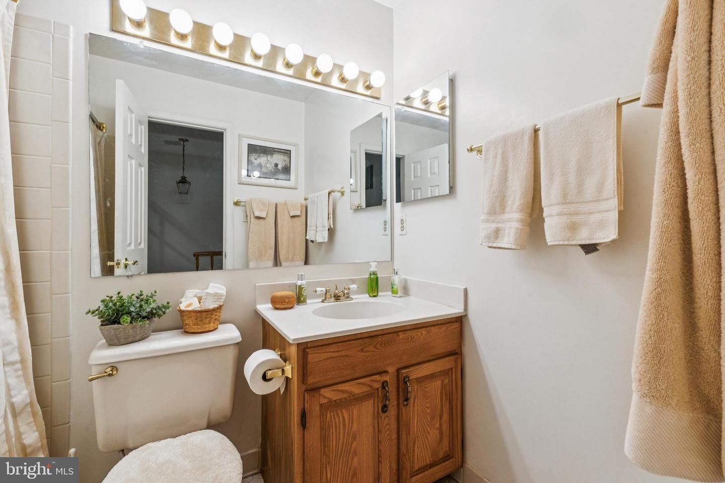 9606 BLAKE LN, FAIRFAX, Virginia 22031, 3 Bedrooms Bedrooms, ,2 BathroomsBathrooms,Residential,For sale,9606 BLAKE LN,VAFX2276822 MLS # VAFX2276822