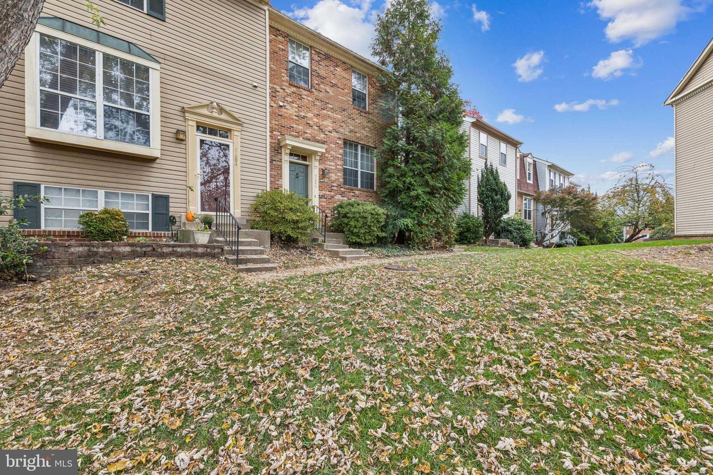 9606 BLAKE LN, FAIRFAX, Virginia 22031, 3 Bedrooms Bedrooms, ,2 BathroomsBathrooms,Residential,For sale,9606 BLAKE LN,VAFX2276822 MLS # VAFX2276822