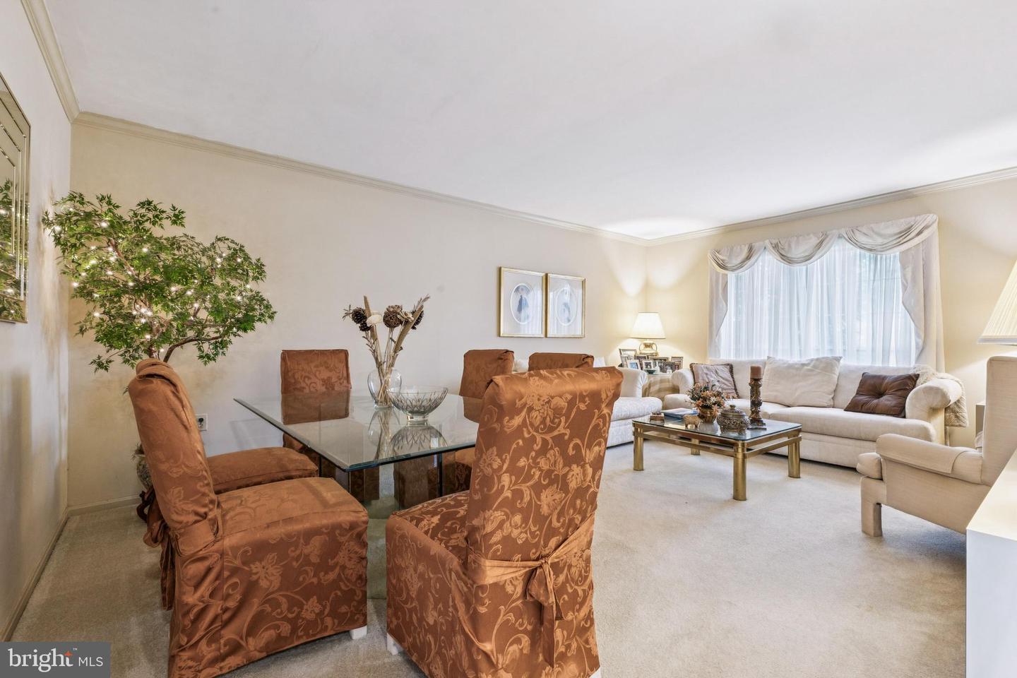 9606 BLAKE LN, FAIRFAX, Virginia 22031, 3 Bedrooms Bedrooms, ,2 BathroomsBathrooms,Residential,For sale,9606 BLAKE LN,VAFX2276822 MLS # VAFX2276822