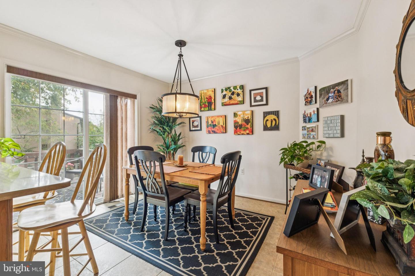 9606 BLAKE LN, FAIRFAX, Virginia 22031, 3 Bedrooms Bedrooms, ,2 BathroomsBathrooms,Residential,For sale,9606 BLAKE LN,VAFX2276822 MLS # VAFX2276822