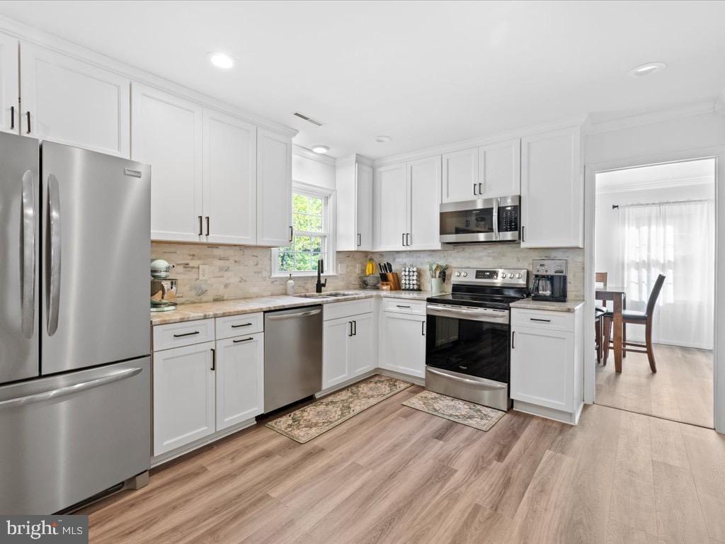 11130 GUILFORD RD, NORTH CHESTERFIELD, Virginia 23235, 4 Bedrooms Bedrooms, 12 Rooms Rooms,2 BathroomsBathrooms,Residential,For sale,11130 GUILFORD RD,VACF2001304 MLS # VACF2001304 11130 GUILFORD RD, NORTH CHESTERFIELD, Virginia 23235, 4 Bedrooms Bedrooms, 12 Rooms Rooms,2 BathroomsBathrooms,Residential,For sale,11130 GUILFORD RD,VACF2001304 MLS # VACF2001304