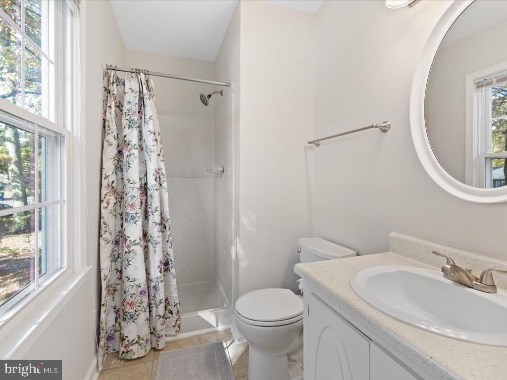 11130 GUILFORD RD, NORTH CHESTERFIELD, Virginia 23235, 4 Bedrooms Bedrooms, 12 Rooms Rooms,2 BathroomsBathrooms,Residential,For sale,11130 GUILFORD RD,VACF2001304 MLS # VACF2001304 11130 GUILFORD RD, NORTH CHESTERFIELD, Virginia 23235, 4 Bedrooms Bedrooms, 12 Rooms Rooms,2 BathroomsBathrooms,Residential,For sale,11130 GUILFORD RD,VACF2001304 MLS # VACF2001304