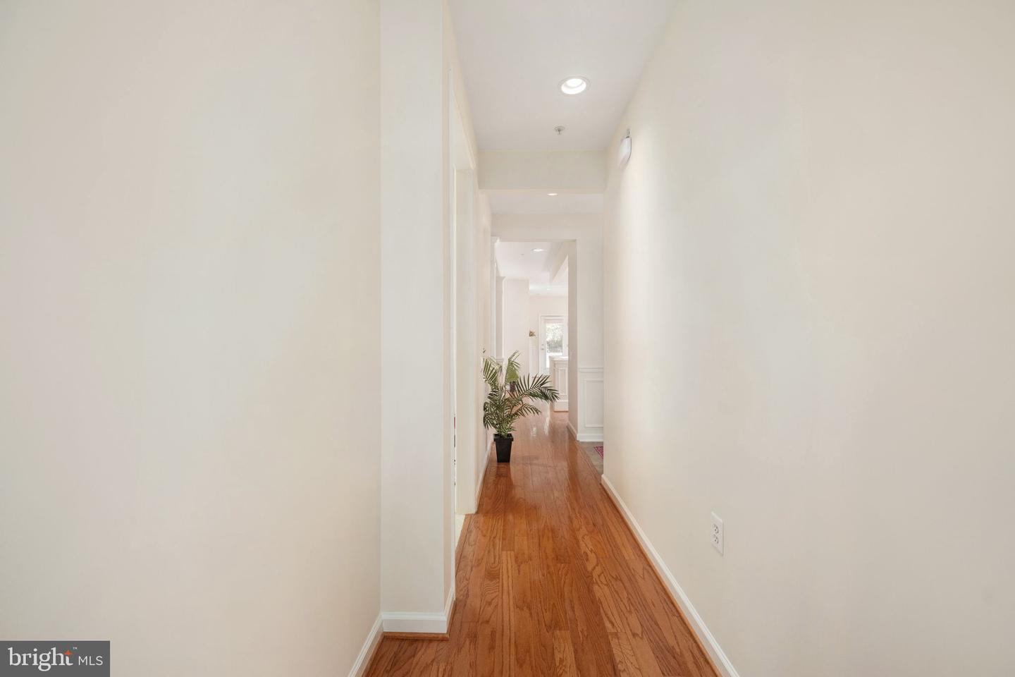 20 HARBORTON LN #15-4, FREDERICKSBURG, Virginia 22406, 2 Bedrooms Bedrooms, ,2 BathroomsBathrooms,Residential,For sale,20 HARBORTON LN #15-4,VAST2043894 MLS # VAST2043894