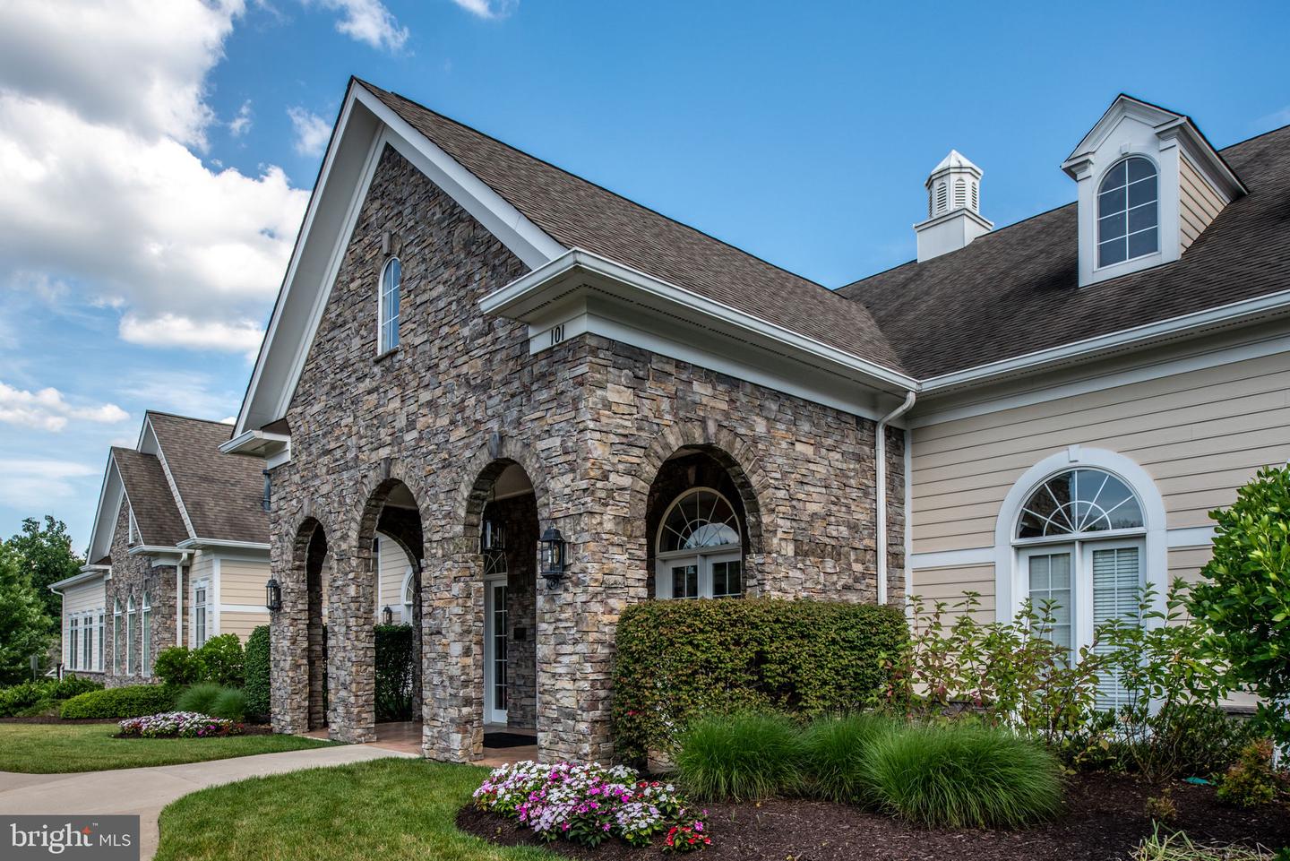 20 HARBORTON LN #15-4, FREDERICKSBURG, Virginia 22406, 2 Bedrooms Bedrooms, ,2 BathroomsBathrooms,Residential,For sale,20 HARBORTON LN #15-4,VAST2043894 MLS # VAST2043894