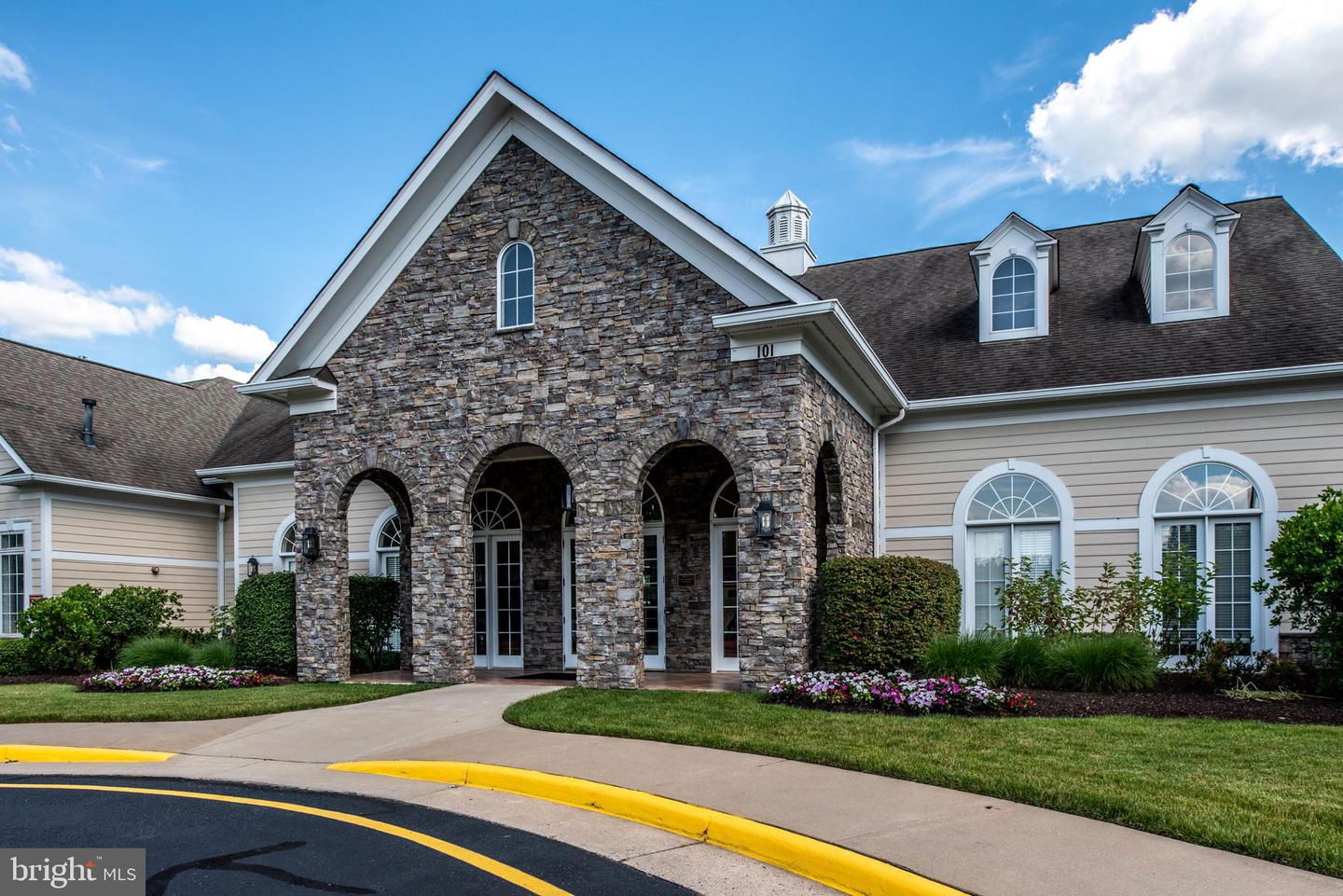 20 HARBORTON LN #15-4, FREDERICKSBURG, Virginia 22406, 2 Bedrooms Bedrooms, ,2 BathroomsBathrooms,Residential,For sale,20 HARBORTON LN #15-4,VAST2043894 MLS # VAST2043894