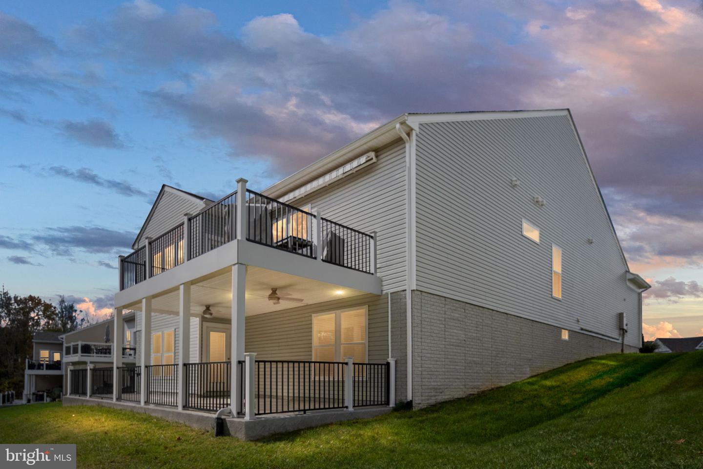 27 SANIBEL DR, FREDERICKSBURG, Virginia 22406, 2 Bedrooms Bedrooms, ,3 BathroomsBathrooms,Residential,For sale,27 SANIBEL DR,VAST2043900 MLS # VAST2043900