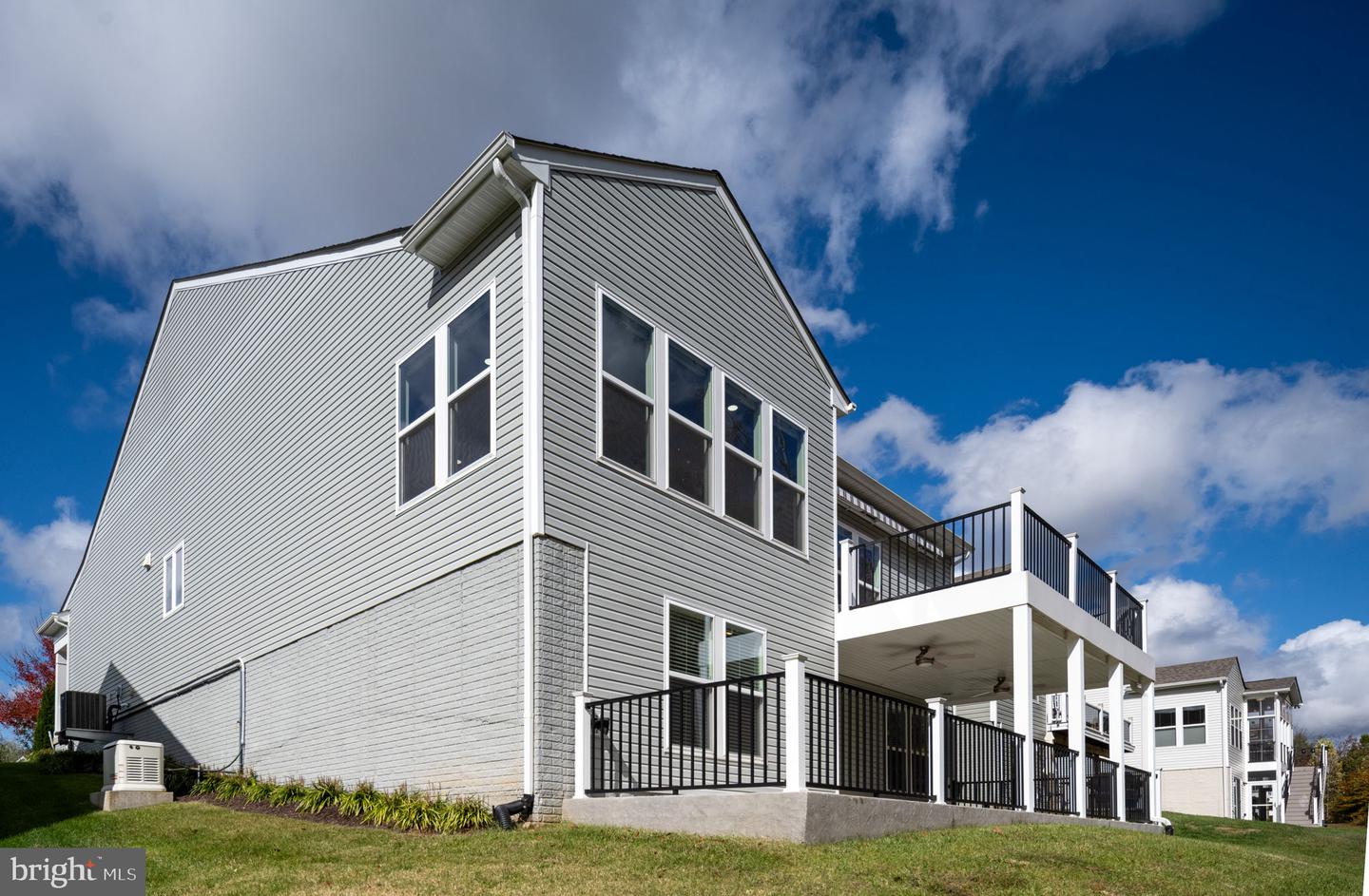 27 SANIBEL DR, FREDERICKSBURG, Virginia 22406, 2 Bedrooms Bedrooms, ,3 BathroomsBathrooms,Residential,For sale,27 SANIBEL DR,VAST2043900 MLS # VAST2043900