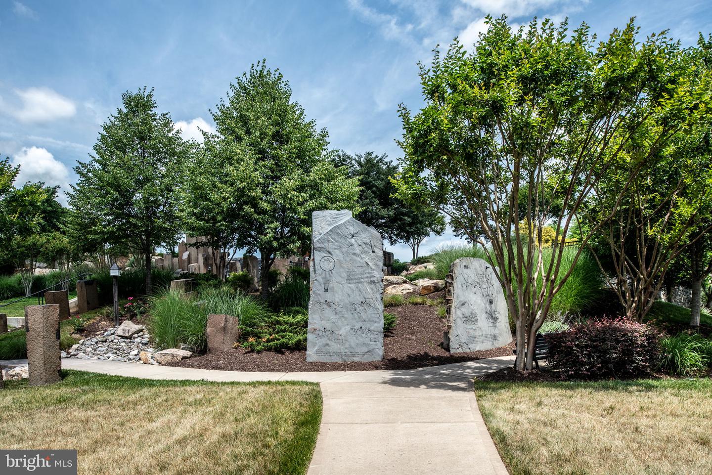 27 SANIBEL DR, FREDERICKSBURG, Virginia 22406, 2 Bedrooms Bedrooms, ,3 BathroomsBathrooms,Residential,For sale,27 SANIBEL DR,VAST2043900 MLS # VAST2043900