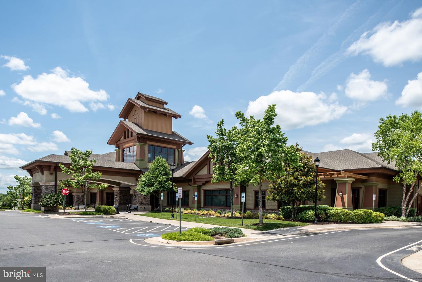 27 SANIBEL DR, FREDERICKSBURG, Virginia 22406, 2 Bedrooms Bedrooms, ,3 BathroomsBathrooms,Residential,For sale,27 SANIBEL DR,VAST2043900 MLS # VAST2043900