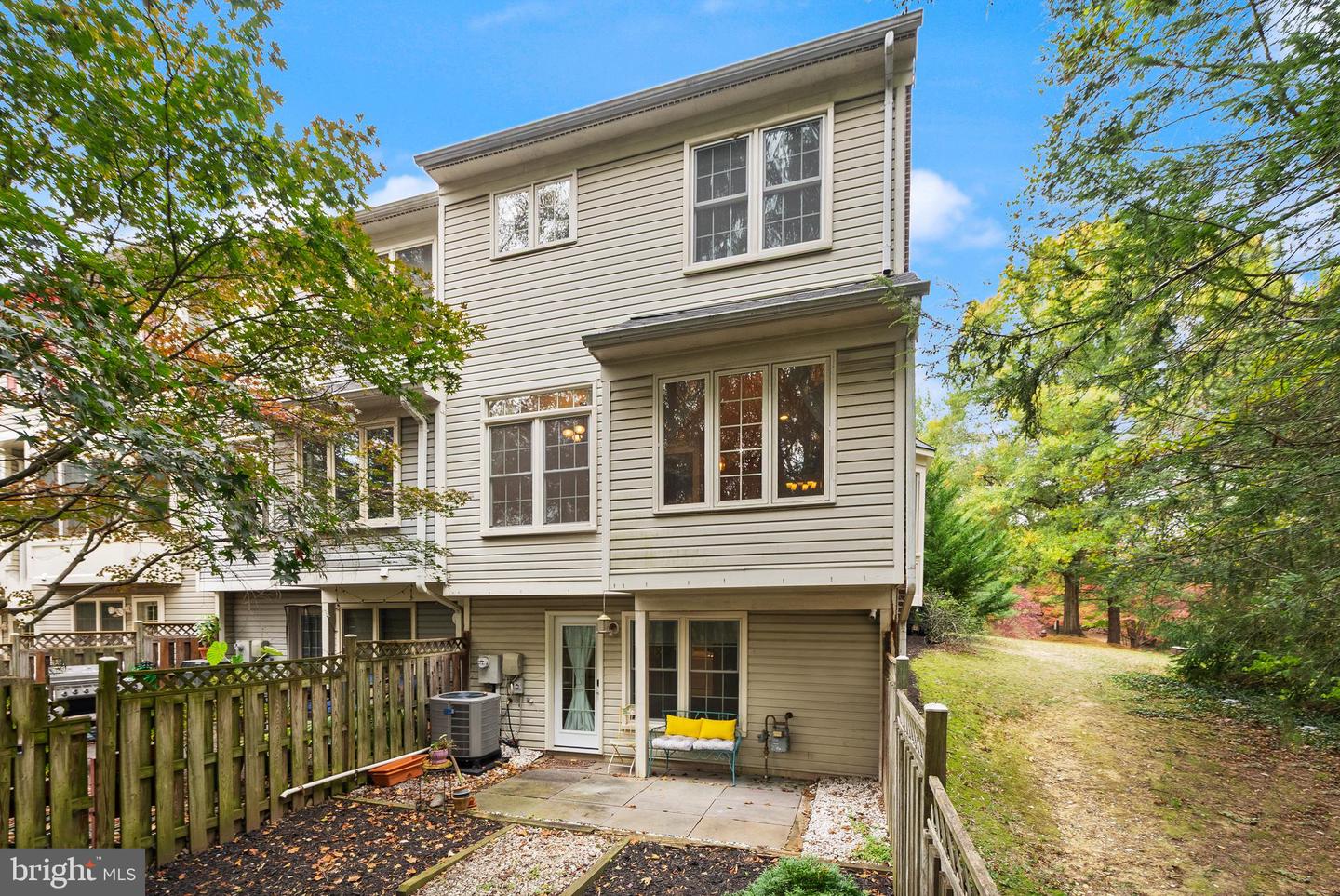 3601 RANSOM PL, ALEXANDRIA, Virginia 22306, 3 Bedrooms Bedrooms, ,3 BathroomsBathrooms,Residential,For sale,3601 RANSOM PL,VAFX2276850 MLS # VAFX2276850 3601 RANSOM PL, ALEXANDRIA, Virginia 22306, 3 Bedrooms Bedrooms, ,3 BathroomsBathrooms,Residential,For sale,3601 RANSOM PL,VAFX2276850 MLS # VAFX2276850