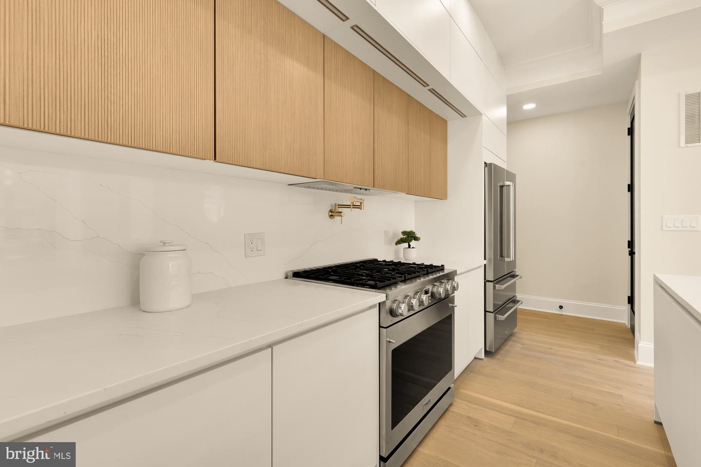 733 EUCLID ST NW #204, WASHINGTON, District Of Columbia 20001, 2 Bedrooms Bedrooms, ,2 BathroomsBathrooms,Residential,For sale,733 EUCLID ST NW #204,DCDC2229538 MLS # DCDC2229538