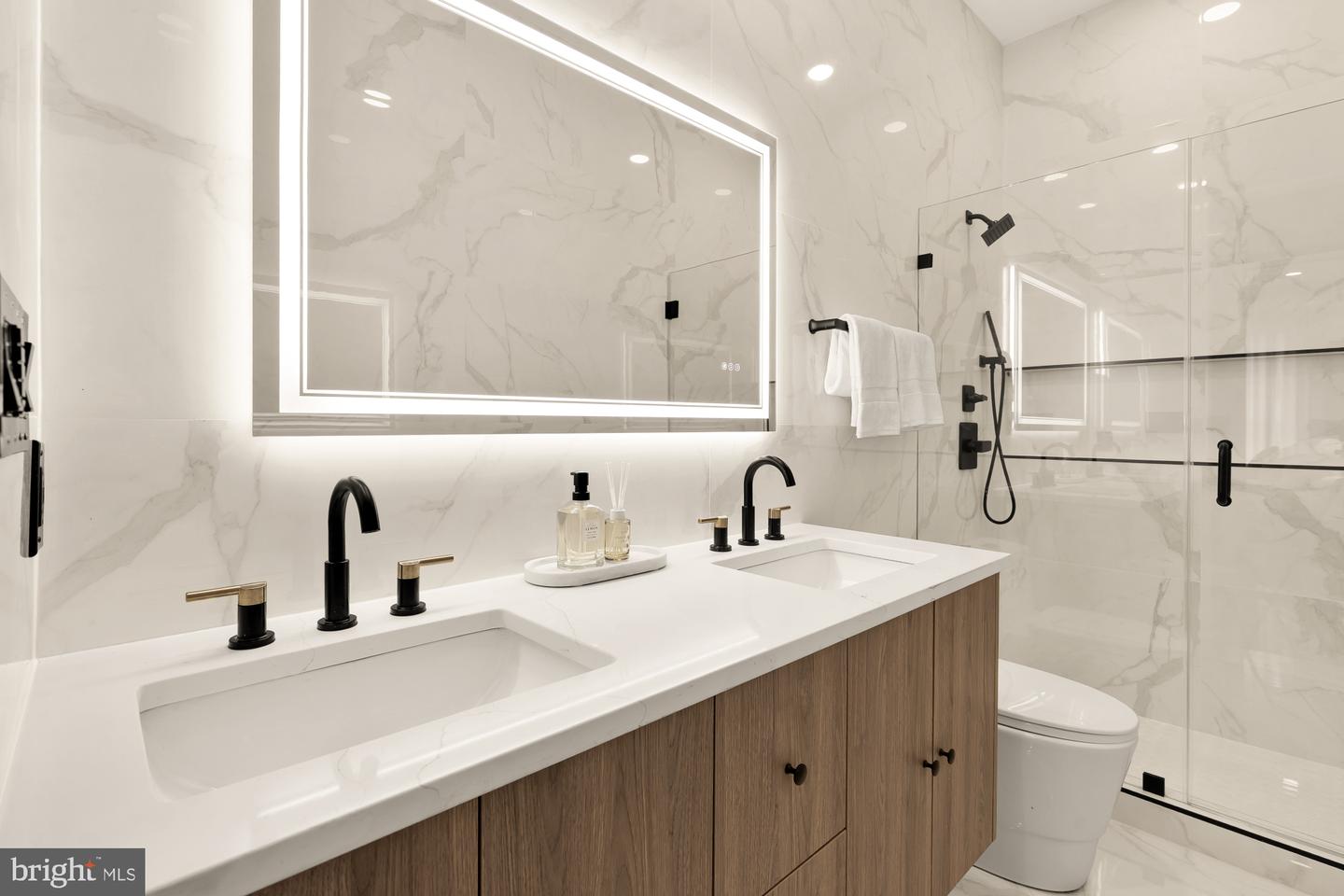 733 EUCLID ST NW #204, WASHINGTON, District Of Columbia 20001, 2 Bedrooms Bedrooms, ,2 BathroomsBathrooms,Residential,For sale,733 EUCLID ST NW #204,DCDC2229538 MLS # DCDC2229538