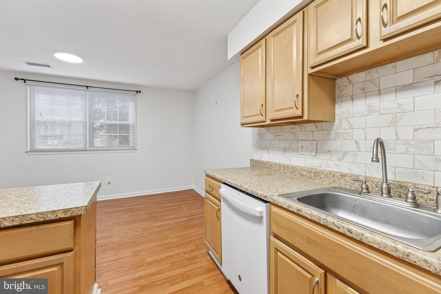 1049-A MARGATE CT, STERLING, Virginia 20164, 3 Bedrooms Bedrooms, ,2 BathroomsBathrooms,Residential,For sale,1049-A MARGATE CT,VALO2110038 MLS # VALO2110038