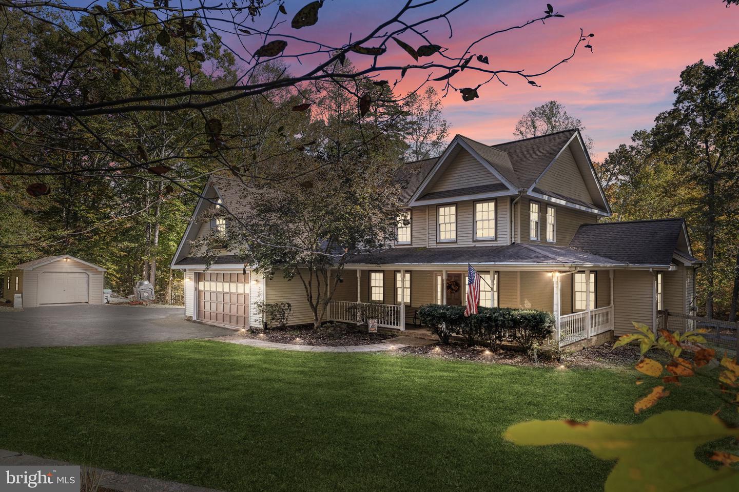 135 OLD CROPPS MILL RD, FREDERICKSBURG, Virginia 22406, 4 Bedrooms Bedrooms, ,2 BathroomsBathrooms,Residential,For sale,135 OLD CROPPS MILL RD,VAST2043914 MLS # VAST2043914