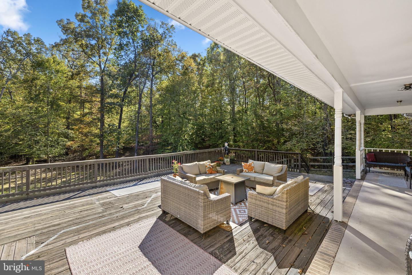 135 OLD CROPPS MILL RD, FREDERICKSBURG, Virginia 22406, 4 Bedrooms Bedrooms, ,2 BathroomsBathrooms,Residential,For sale,135 OLD CROPPS MILL RD,VAST2043914 MLS # VAST2043914