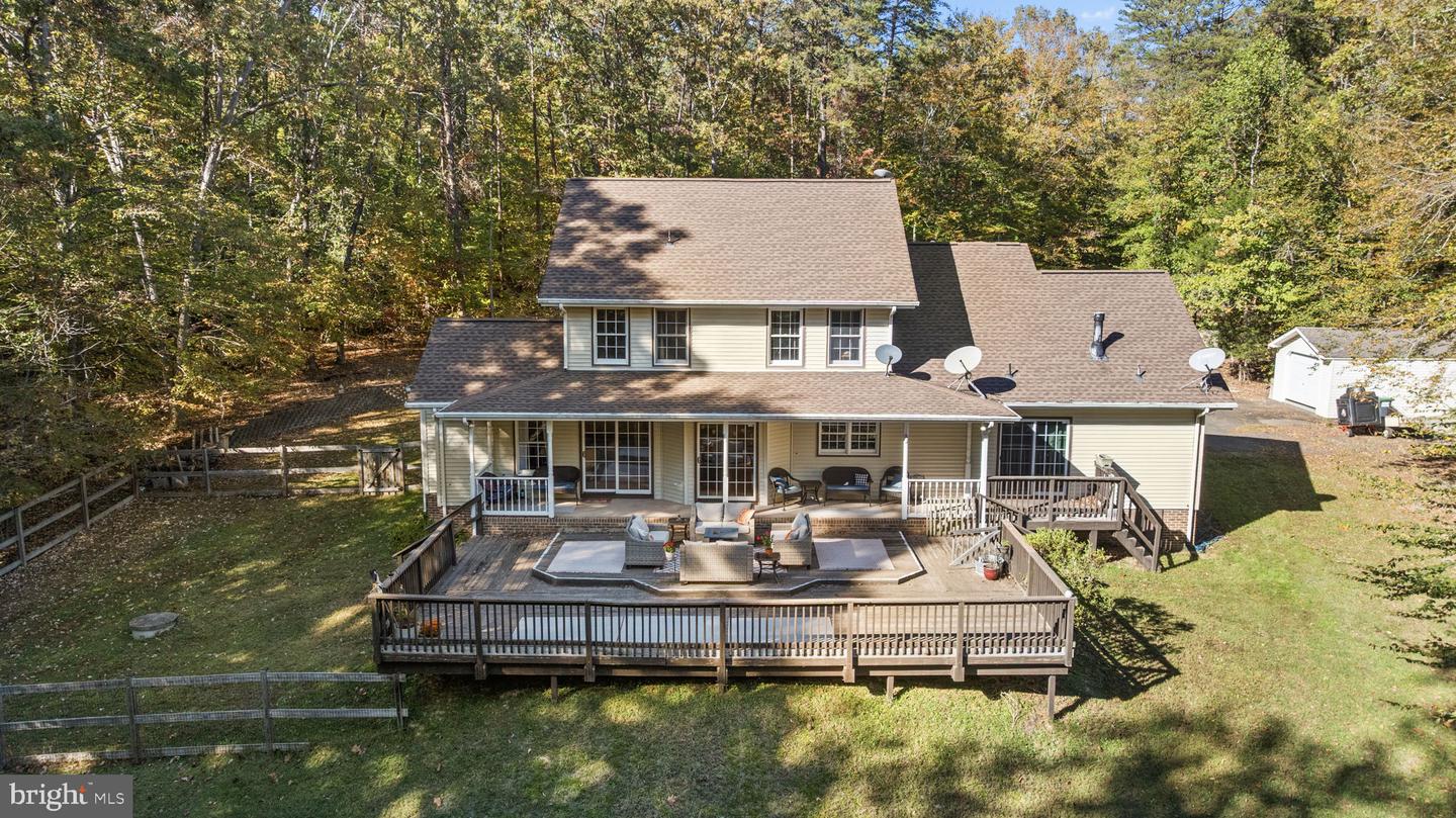 135 OLD CROPPS MILL RD, FREDERICKSBURG, Virginia 22406, 4 Bedrooms Bedrooms, ,2 BathroomsBathrooms,Residential,For sale,135 OLD CROPPS MILL RD,VAST2043914 MLS # VAST2043914