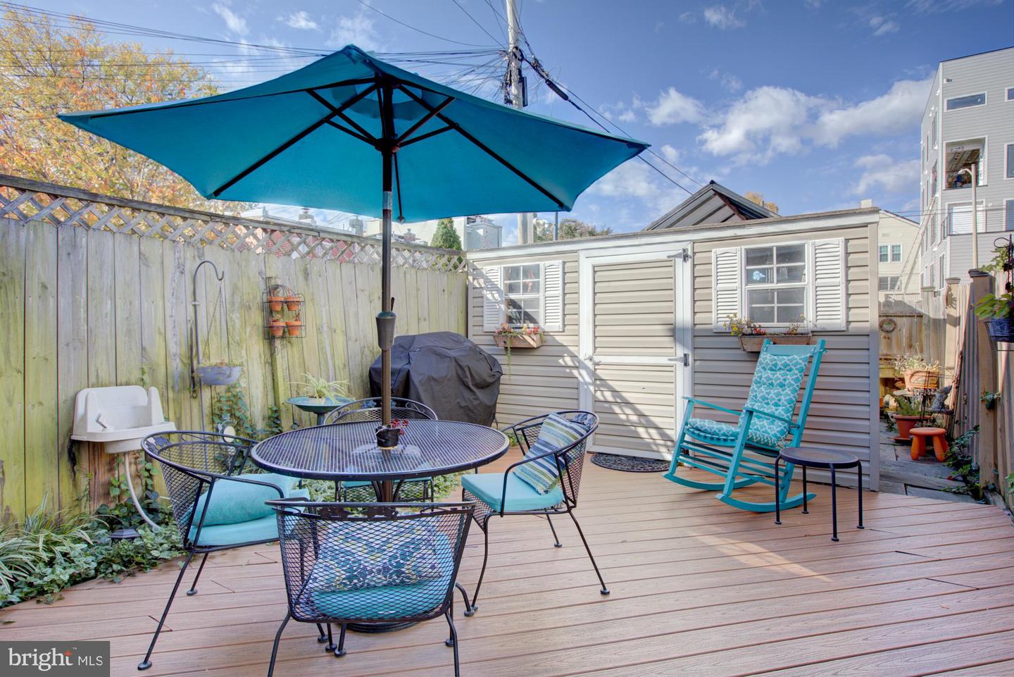 333 16TH ST SE, WASHINGTON, District Of Columbia 20003, 2 Bedrooms Bedrooms, 5 Rooms Rooms,3 BathroomsBathrooms,Residential,For sale,333 16TH ST SE,DCDC2229652 MLS # DCDC2229652