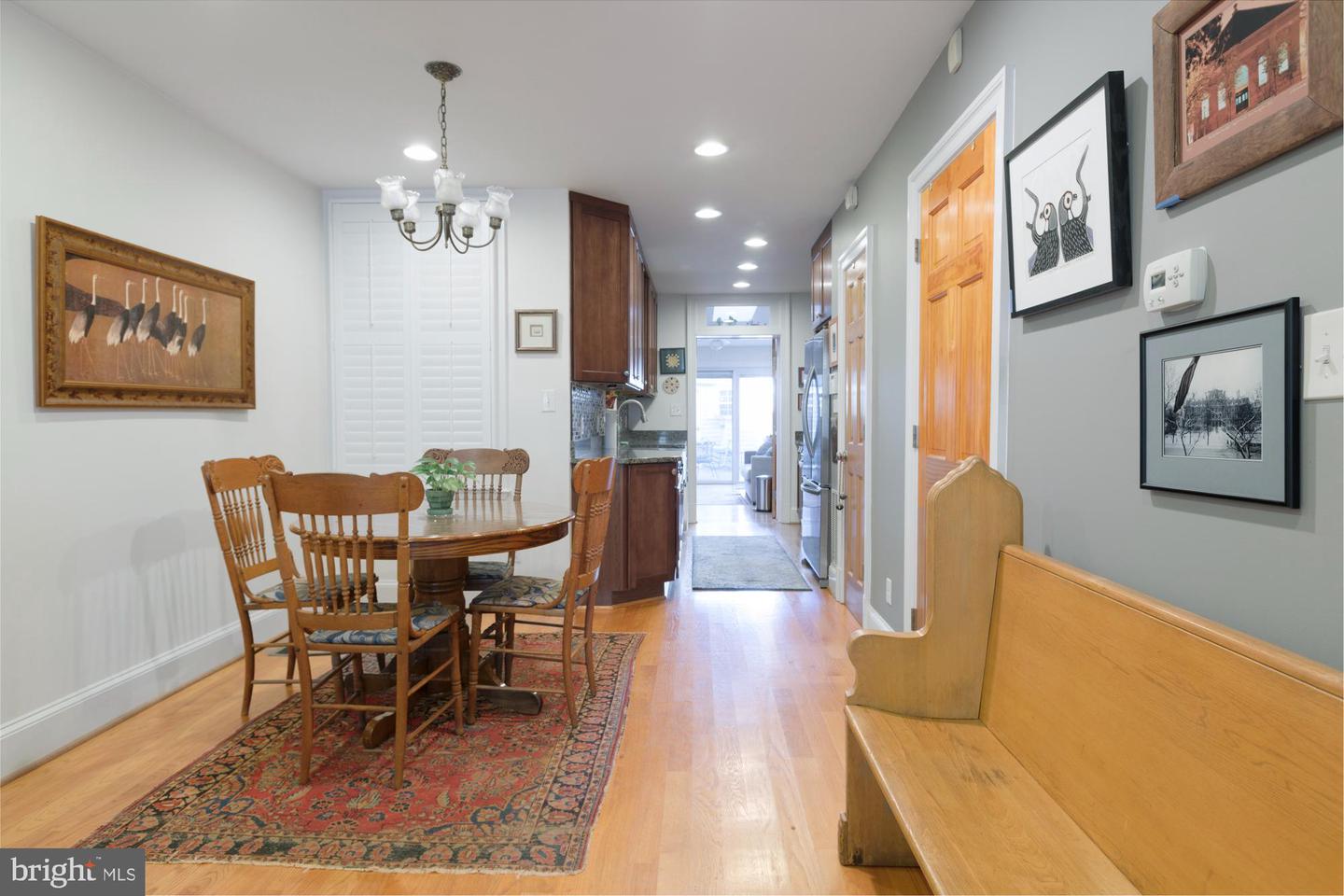 333 16TH ST SE, WASHINGTON, District Of Columbia 20003, 2 Bedrooms Bedrooms, 5 Rooms Rooms,3 BathroomsBathrooms,Residential,For sale,333 16TH ST SE,DCDC2229652 MLS # DCDC2229652