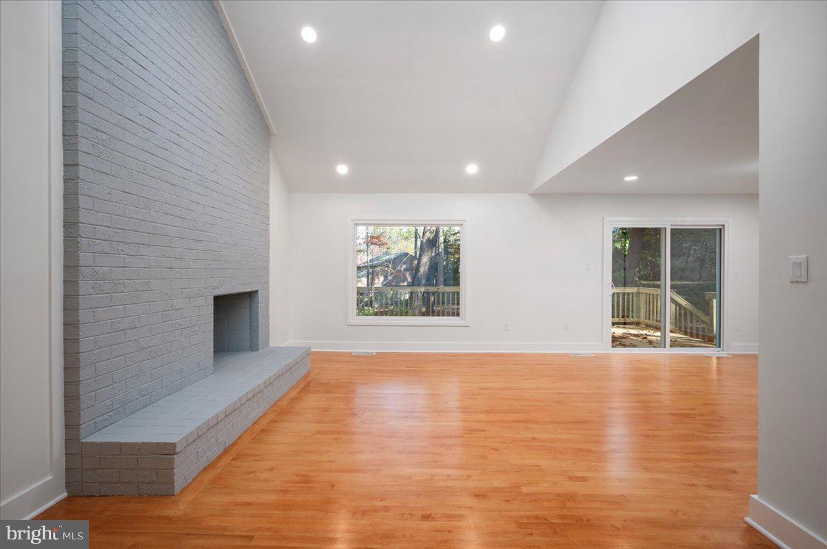 3219 HISTORY DR, OAKTON, Virginia 22124, 5 Bedrooms Bedrooms, ,2 BathroomsBathrooms,Residential,For sale,3219 HISTORY DR,VAFX2277030 MLS # VAFX2277030 3219 HISTORY DR, OAKTON, Virginia 22124, 5 Bedrooms Bedrooms, ,2 BathroomsBathrooms,Residential,For sale,3219 HISTORY DR,VAFX2277030 MLS # VAFX2277030