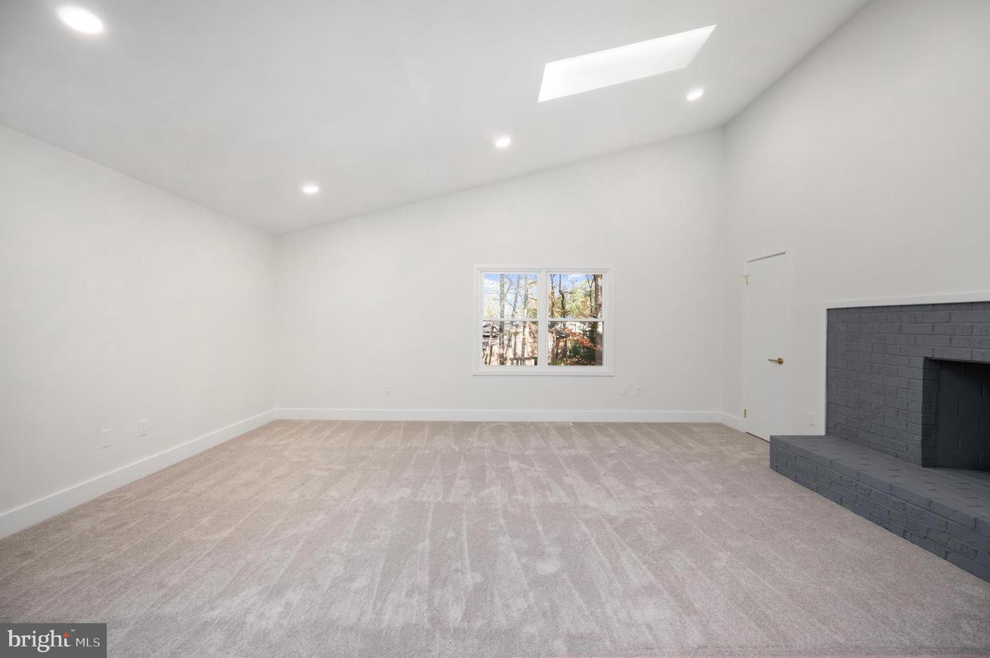 3219 HISTORY DR, OAKTON, Virginia 22124, 5 Bedrooms Bedrooms, ,2 BathroomsBathrooms,Residential,For sale,3219 HISTORY DR,VAFX2277030 MLS # VAFX2277030 3219 HISTORY DR, OAKTON, Virginia 22124, 5 Bedrooms Bedrooms, ,2 BathroomsBathrooms,Residential,For sale,3219 HISTORY DR,VAFX2277030 MLS # VAFX2277030