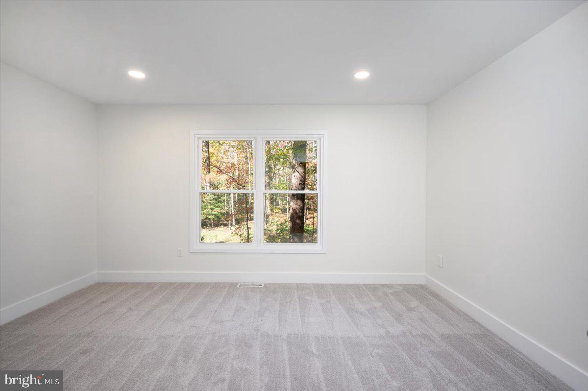 3219 HISTORY DR, OAKTON, Virginia 22124, 5 Bedrooms Bedrooms, ,2 BathroomsBathrooms,Residential,For sale,3219 HISTORY DR,VAFX2277030 MLS # VAFX2277030 3219 HISTORY DR, OAKTON, Virginia 22124, 5 Bedrooms Bedrooms, ,2 BathroomsBathrooms,Residential,For sale,3219 HISTORY DR,VAFX2277030 MLS # VAFX2277030