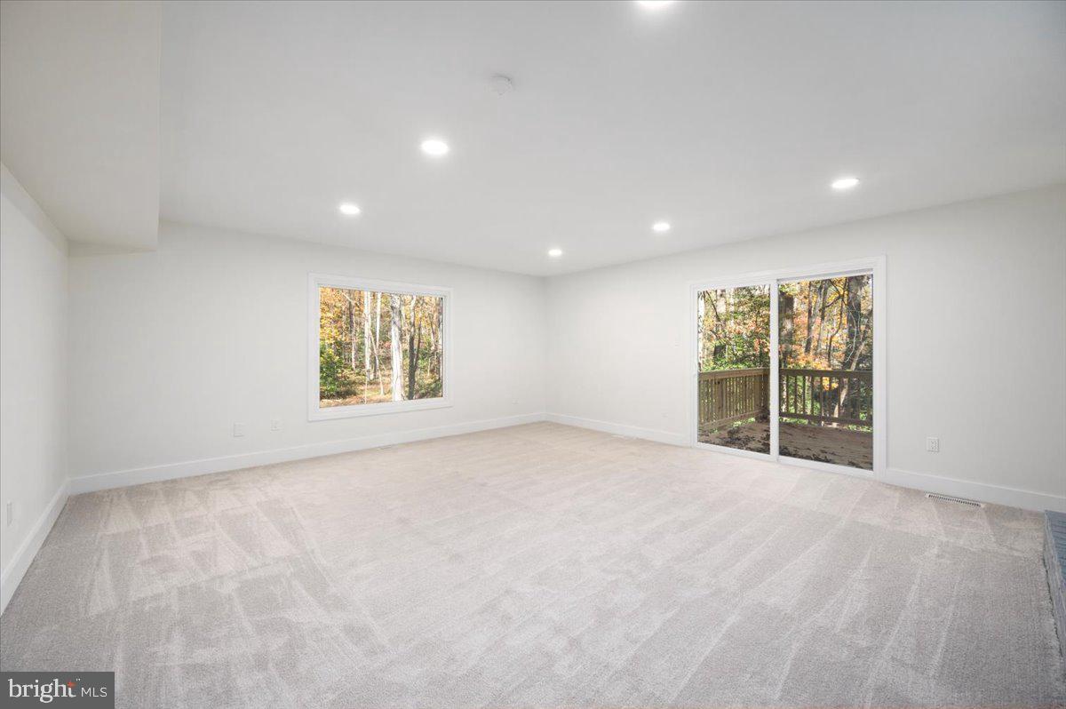 3219 HISTORY DR, OAKTON, Virginia 22124, 5 Bedrooms Bedrooms, ,2 BathroomsBathrooms,Residential,For sale,3219 HISTORY DR,VAFX2277030 MLS # VAFX2277030 3219 HISTORY DR, OAKTON, Virginia 22124, 5 Bedrooms Bedrooms, ,2 BathroomsBathrooms,Residential,For sale,3219 HISTORY DR,VAFX2277030 MLS # VAFX2277030