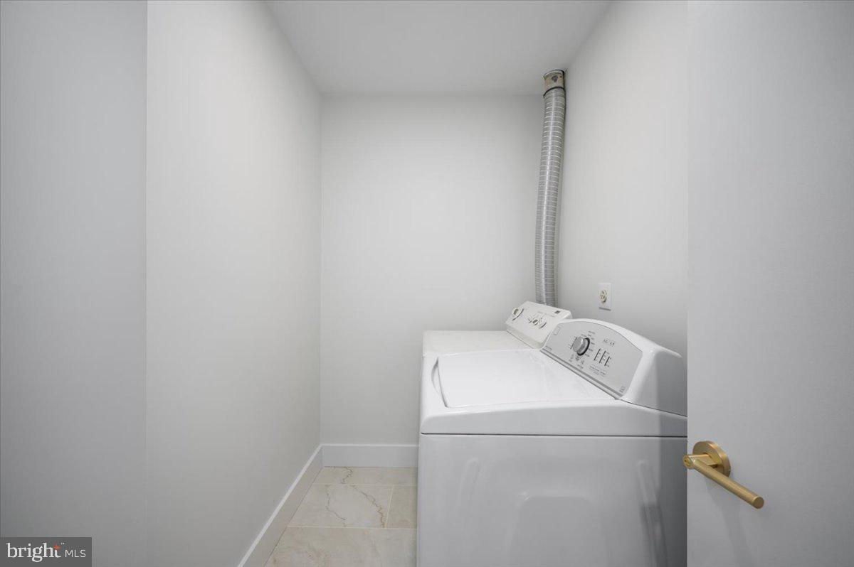 3219 HISTORY DR, OAKTON, Virginia 22124, 5 Bedrooms Bedrooms, ,2 BathroomsBathrooms,Residential,For sale,3219 HISTORY DR,VAFX2277030 MLS # VAFX2277030 3219 HISTORY DR, OAKTON, Virginia 22124, 5 Bedrooms Bedrooms, ,2 BathroomsBathrooms,Residential,For sale,3219 HISTORY DR,VAFX2277030 MLS # VAFX2277030