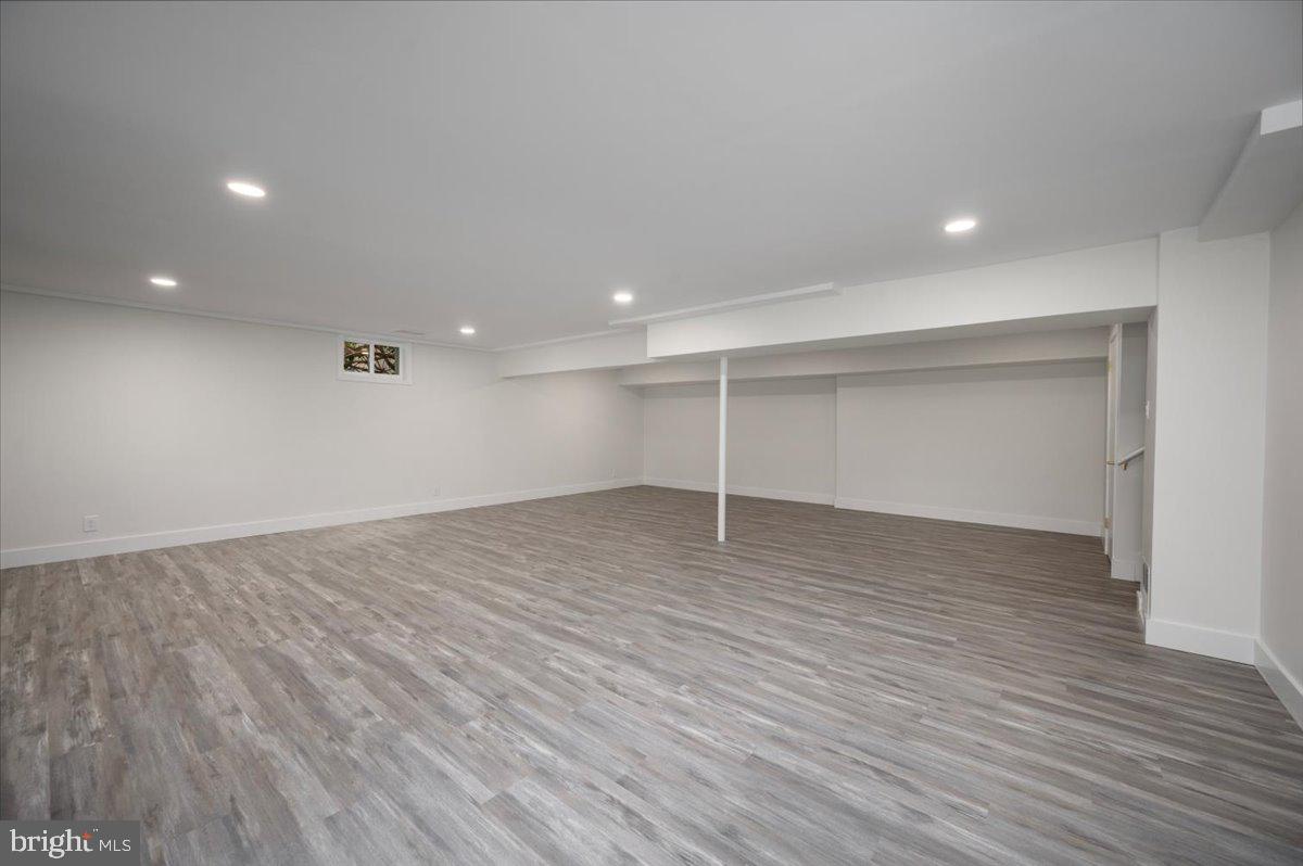 3219 HISTORY DR, OAKTON, Virginia 22124, 5 Bedrooms Bedrooms, ,2 BathroomsBathrooms,Residential,For sale,3219 HISTORY DR,VAFX2277030 MLS # VAFX2277030 3219 HISTORY DR, OAKTON, Virginia 22124, 5 Bedrooms Bedrooms, ,2 BathroomsBathrooms,Residential,For sale,3219 HISTORY DR,VAFX2277030 MLS # VAFX2277030