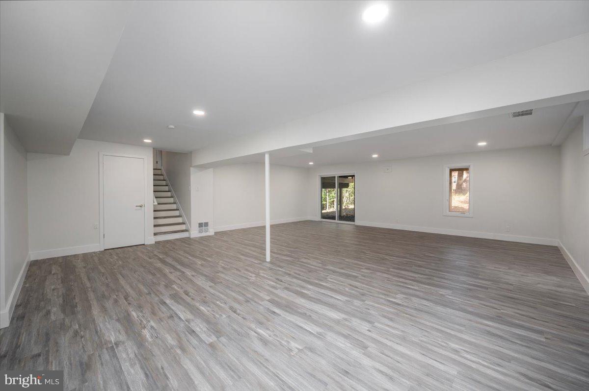 3219 HISTORY DR, OAKTON, Virginia 22124, 5 Bedrooms Bedrooms, ,2 BathroomsBathrooms,Residential,For sale,3219 HISTORY DR,VAFX2277030 MLS # VAFX2277030 3219 HISTORY DR, OAKTON, Virginia 22124, 5 Bedrooms Bedrooms, ,2 BathroomsBathrooms,Residential,For sale,3219 HISTORY DR,VAFX2277030 MLS # VAFX2277030