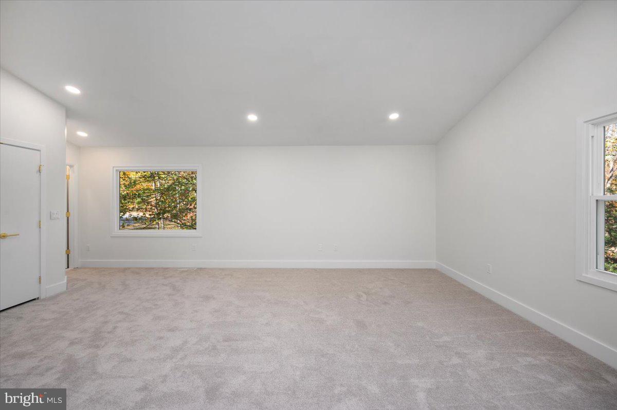 3219 HISTORY DR, OAKTON, Virginia 22124, 5 Bedrooms Bedrooms, ,2 BathroomsBathrooms,Residential,For sale,3219 HISTORY DR,VAFX2277030 MLS # VAFX2277030 3219 HISTORY DR, OAKTON, Virginia 22124, 5 Bedrooms Bedrooms, ,2 BathroomsBathrooms,Residential,For sale,3219 HISTORY DR,VAFX2277030 MLS # VAFX2277030