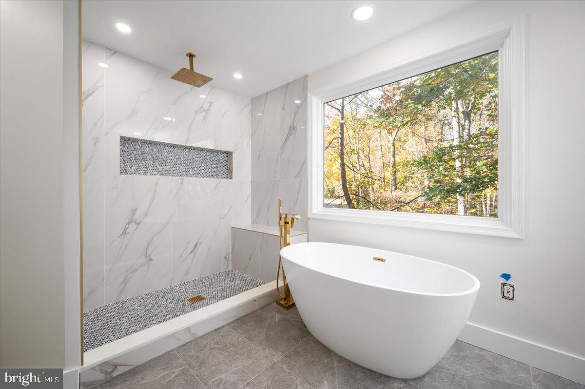 3219 HISTORY DR, OAKTON, Virginia 22124, 5 Bedrooms Bedrooms, ,2 BathroomsBathrooms,Residential,For sale,3219 HISTORY DR,VAFX2277030 MLS # VAFX2277030 3219 HISTORY DR, OAKTON, Virginia 22124, 5 Bedrooms Bedrooms, ,2 BathroomsBathrooms,Residential,For sale,3219 HISTORY DR,VAFX2277030 MLS # VAFX2277030