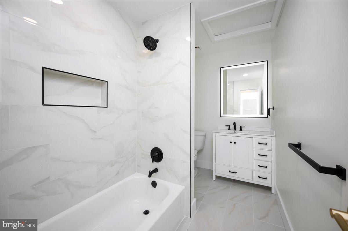 3219 HISTORY DR, OAKTON, Virginia 22124, 5 Bedrooms Bedrooms, ,2 BathroomsBathrooms,Residential,For sale,3219 HISTORY DR,VAFX2277030 MLS # VAFX2277030 3219 HISTORY DR, OAKTON, Virginia 22124, 5 Bedrooms Bedrooms, ,2 BathroomsBathrooms,Residential,For sale,3219 HISTORY DR,VAFX2277030 MLS # VAFX2277030