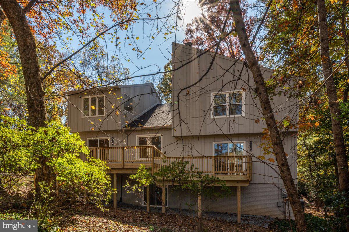 3219 HISTORY DR, OAKTON, Virginia 22124, 5 Bedrooms Bedrooms, ,2 BathroomsBathrooms,Residential,For sale,3219 HISTORY DR,VAFX2277030 MLS # VAFX2277030 3219 HISTORY DR, OAKTON, Virginia 22124, 5 Bedrooms Bedrooms, ,2 BathroomsBathrooms,Residential,For sale,3219 HISTORY DR,VAFX2277030 MLS # VAFX2277030