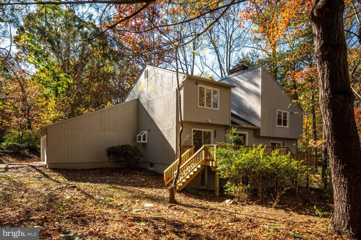 3219 HISTORY DR, OAKTON, Virginia 22124, 5 Bedrooms Bedrooms, ,2 BathroomsBathrooms,Residential,For sale,3219 HISTORY DR,VAFX2277030 MLS # VAFX2277030 3219 HISTORY DR, OAKTON, Virginia 22124, 5 Bedrooms Bedrooms, ,2 BathroomsBathrooms,Residential,For sale,3219 HISTORY DR,VAFX2277030 MLS # VAFX2277030