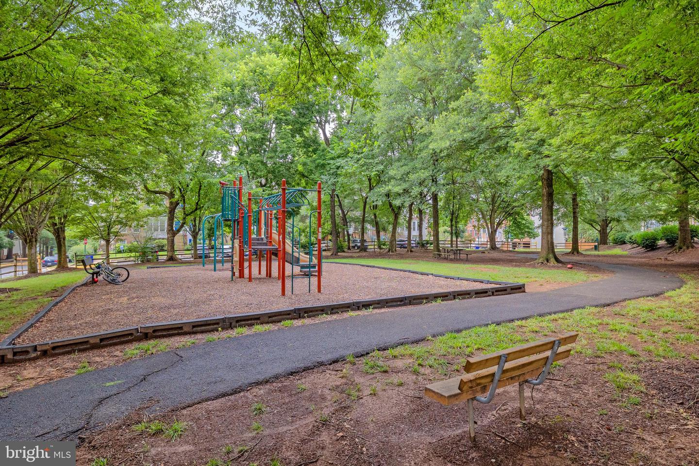 20366 CLOVER FIELD TER, STERLING, Virginia 20165, 4 Bedrooms Bedrooms, ,2 BathroomsBathrooms,Residential,For sale,20366 CLOVER FIELD TER,VALO2110134 MLS # VALO2110134