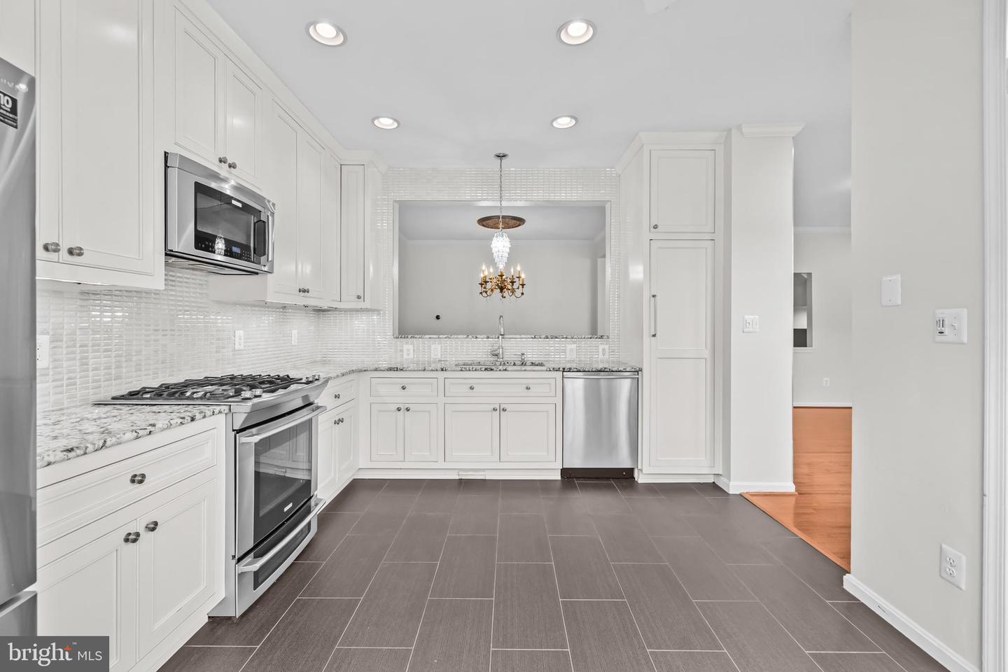 20366 CLOVER FIELD TER, STERLING, Virginia 20165, 4 Bedrooms Bedrooms, ,2 BathroomsBathrooms,Residential,For sale,20366 CLOVER FIELD TER,VALO2110134 MLS # VALO2110134