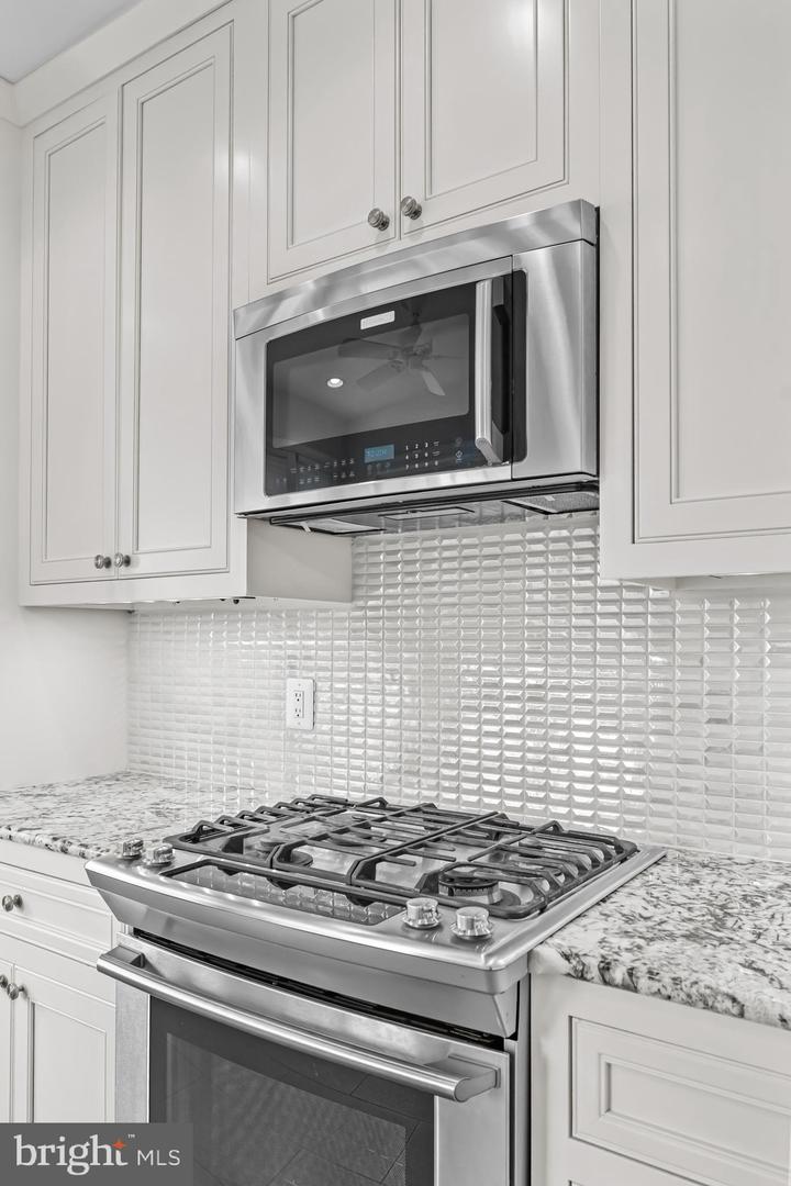 20366 CLOVER FIELD TER, STERLING, Virginia 20165, 4 Bedrooms Bedrooms, ,2 BathroomsBathrooms,Residential,For sale,20366 CLOVER FIELD TER,VALO2110134 MLS # VALO2110134