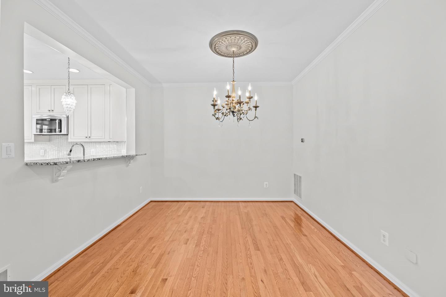 20366 CLOVER FIELD TER, STERLING, Virginia 20165, 4 Bedrooms Bedrooms, ,2 BathroomsBathrooms,Residential,For sale,20366 CLOVER FIELD TER,VALO2110134 MLS # VALO2110134