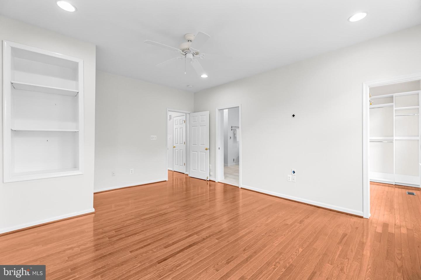 20366 CLOVER FIELD TER, STERLING, Virginia 20165, 4 Bedrooms Bedrooms, ,2 BathroomsBathrooms,Residential,For sale,20366 CLOVER FIELD TER,VALO2110134 MLS # VALO2110134